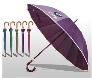 Picture of wooden shaft golf umbrella with custom logo