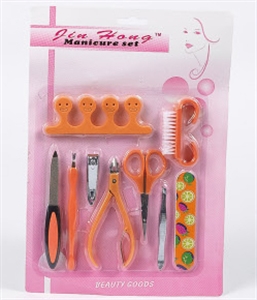 MANICURE SET